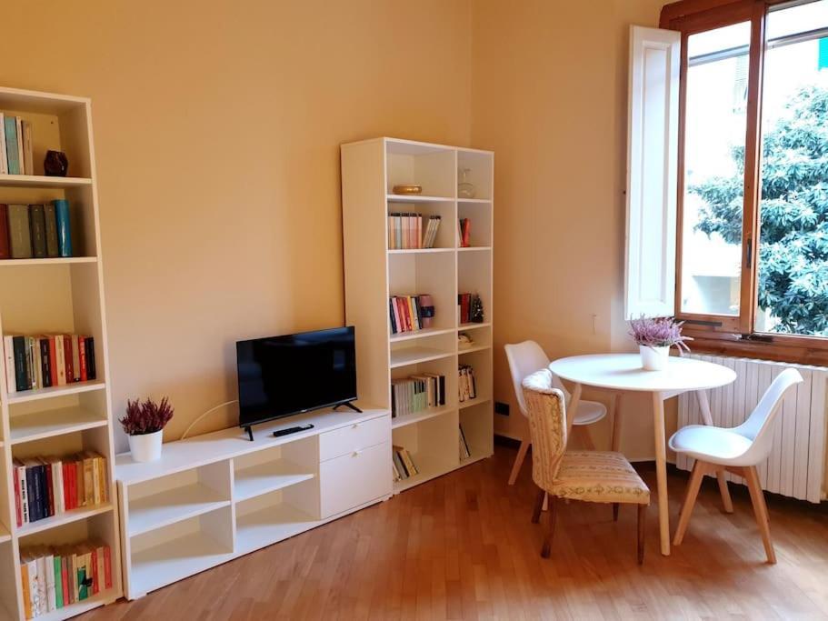 Celeste Apartment-San Frediano Florence Buitenkant foto